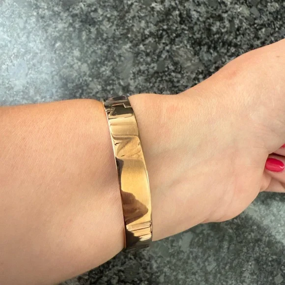 Michael Kors Gold and Brown Bracelet - Picture 3 of 16